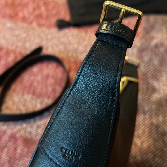 CELINE HELOISE BAG CUIR TRIOMPHE IN SUPPLE CALFSKIN BLACK HOBO MEDIUM - Picture 11 of 12